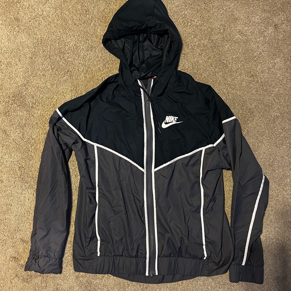 Women’s Nike Windbreaker